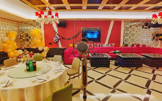 Xingtai conifer fern Hotel