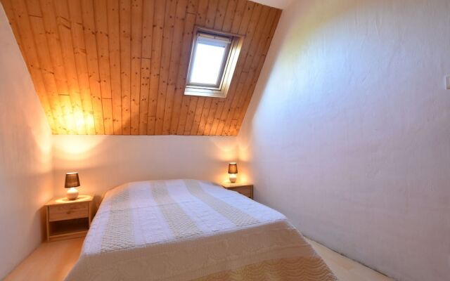 Modern Holiday Home in Florimont-Gaumier with Private Pool