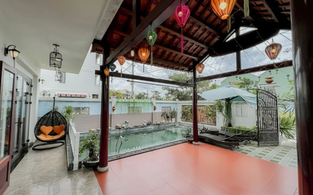 Hoi An Family Room with Swimming Pool