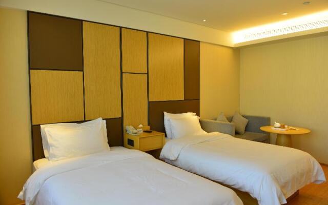 Ji Hotel (Xining Haihu New Area)