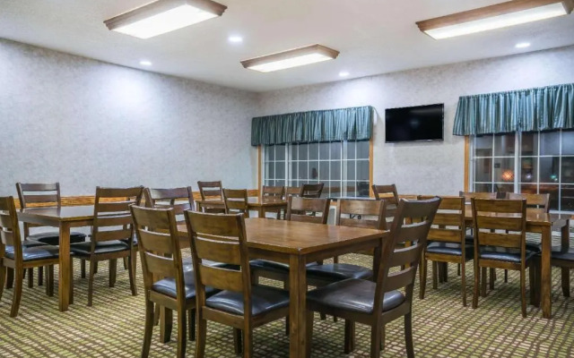 Norwood Inn and Suites