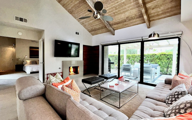 Courtside Contemporary