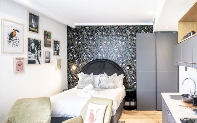 Studio @ 50 Bree Street - The Barracks 324