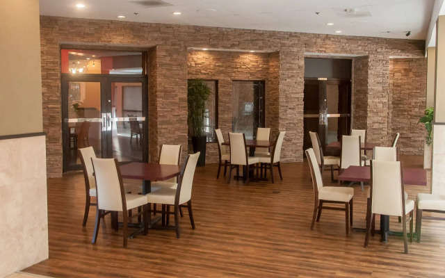 Windemere Hotel & Conference Center