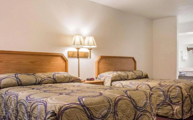 Rodeway Inn Silver Creek Inn