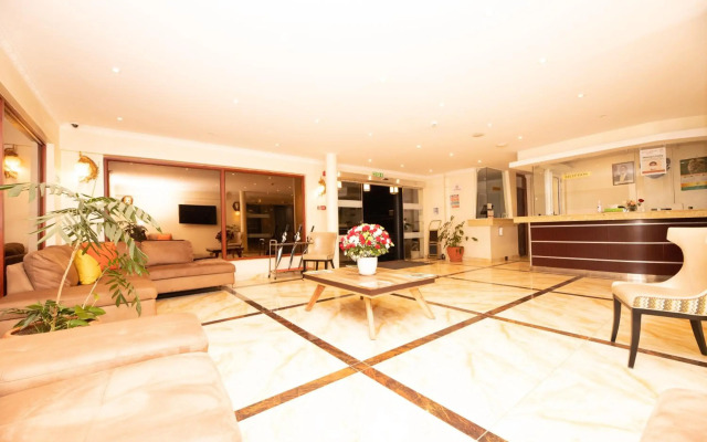 West Lerruat Hotel