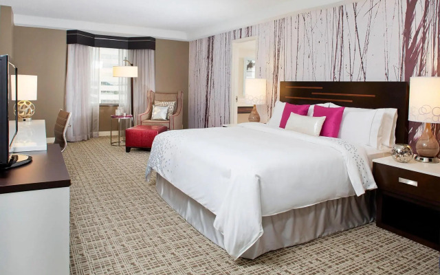 Renaissance Atlanta Waverly Hotel & Convention Center