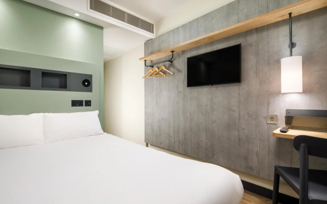 ibis budget Manchester Airport