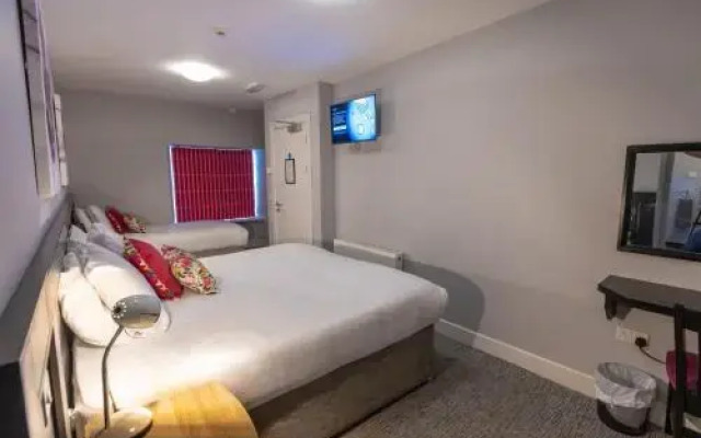 Behan's Horseshoe Bar & Restaurant