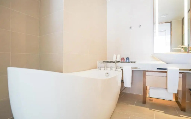 Lavande Hotel (Wuhan Jiqing Street)