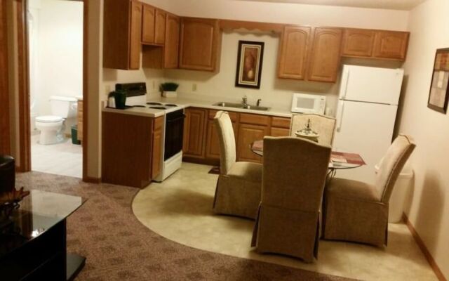 Budget Host Inn & Suites