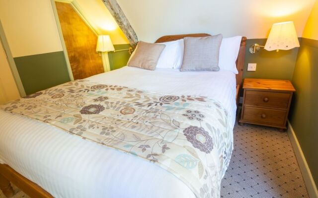 The Half Moon Inn & Country Lodge Mudford