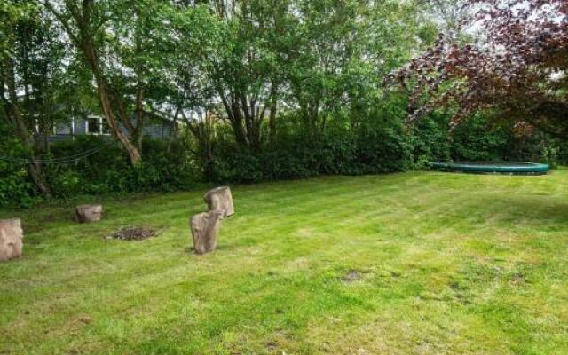 Three-Bedroom Holiday home in Tarm 5