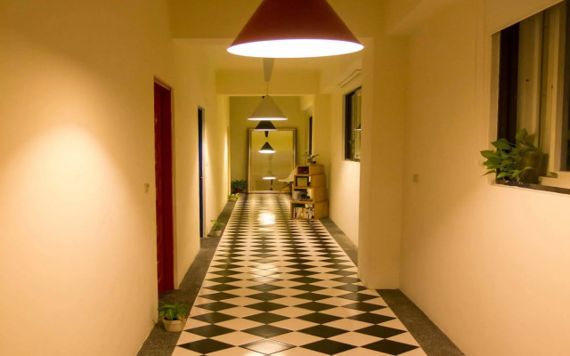 Lane 321 Hostel