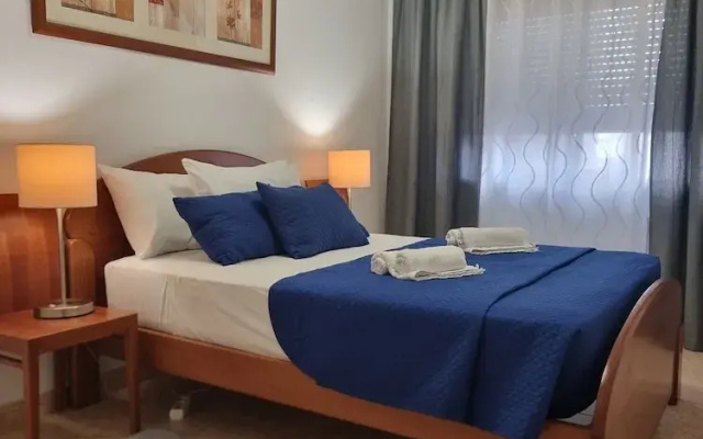 Happy House - Central Apartment