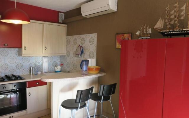 Grand studio familial proche centre et plages