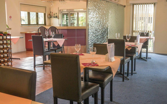 Oxley Motor Inn