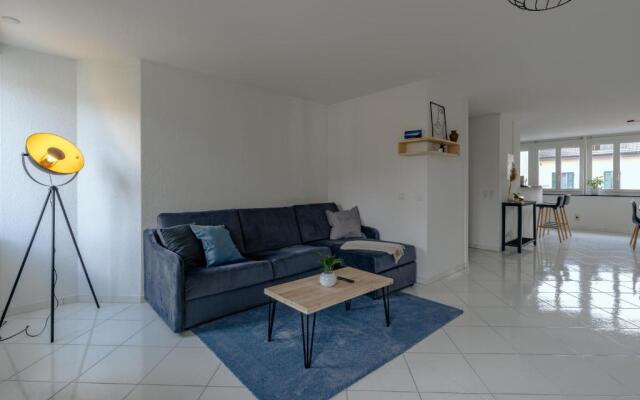 Apartment in the city center with free parking