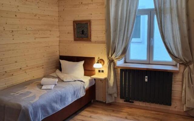 Golden GaPa Central Chalet Apartment 32