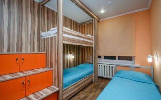 Hostel Svoi Ludi
