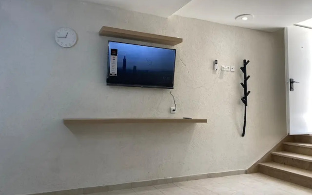 Maya Guest House-GermanColony&BahaiGardn
