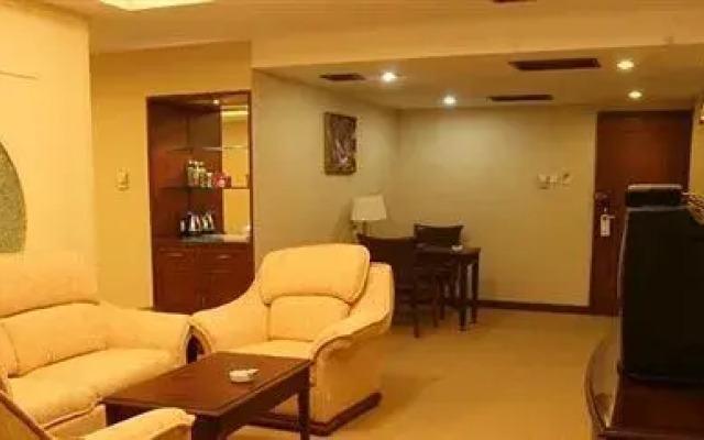 Anhui Fuyang Guomao Hotel - Fuyang