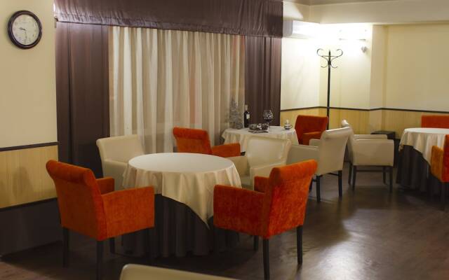 Mirniy Resort