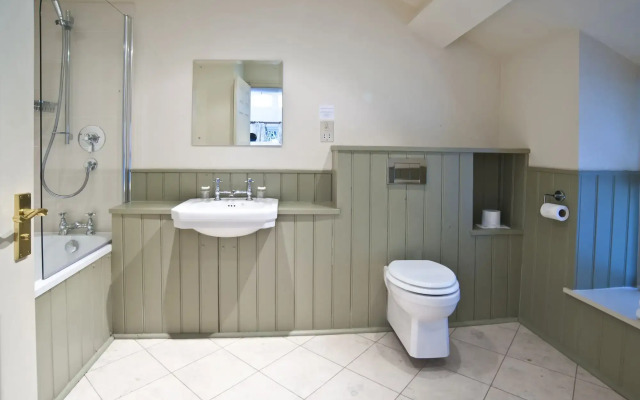 Cuckoo Brow Inn