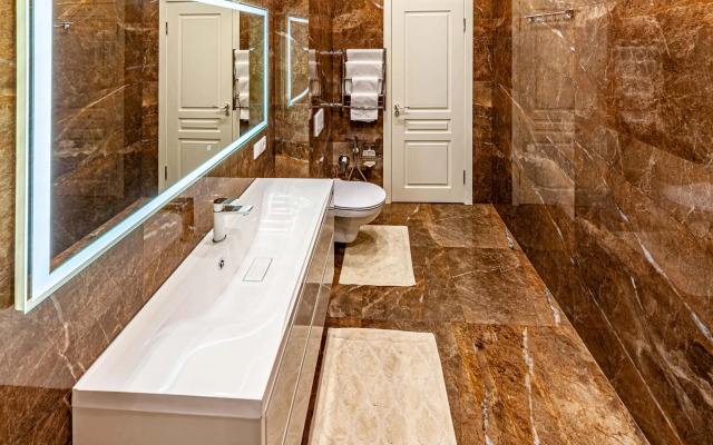 Апартаменты на улице Чкалова 75 (52/3)