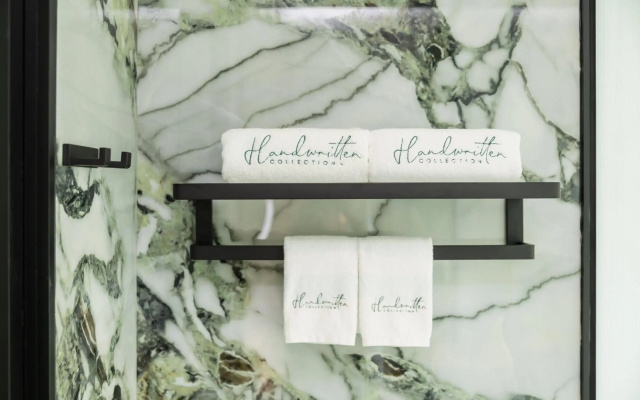 Waterloo Singapore - Handwritten Collection
