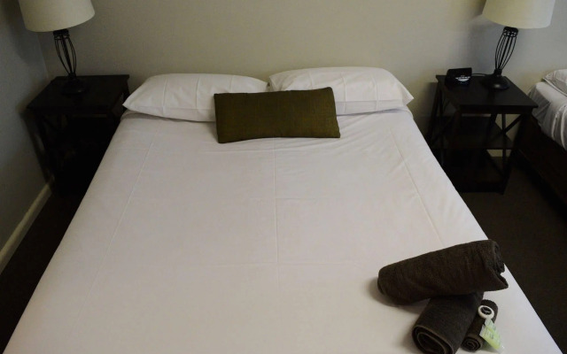 Rosebud Motel