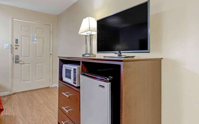 Econo Lodge Woodstock - Shenandoah Valley I-81