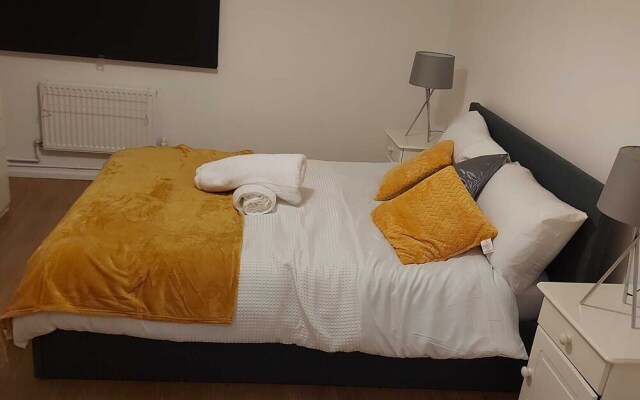 Beautiful 2-bed Apartment in Milton Keynes