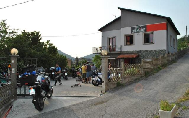 Italian Piston House