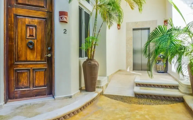 Royal Palms 3 1 Bedroom Condo by RedAwning