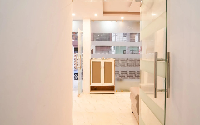 Roomshala 034 Grihum Noida Sector 63