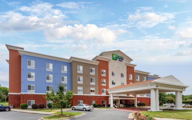 Holiday Inn Express Hotel & Suites Charlotte Arrowood, an IHG Hotel