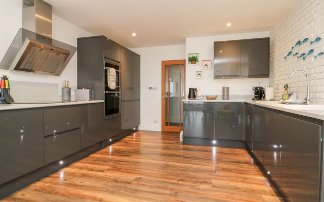 1 Cheyne Beach Apartments