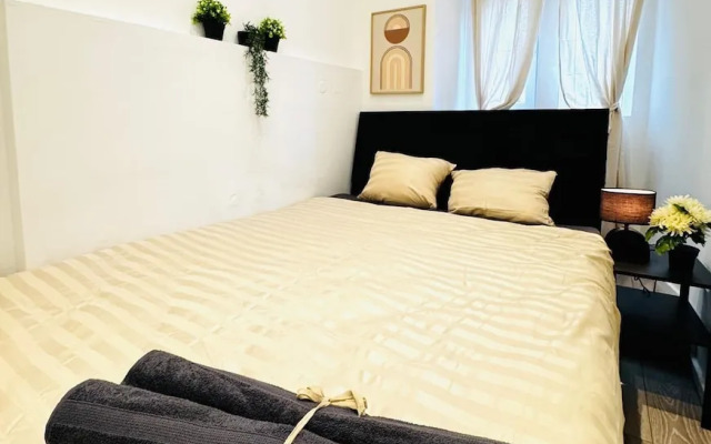 Elegant 5BR Home Ideal for Families
