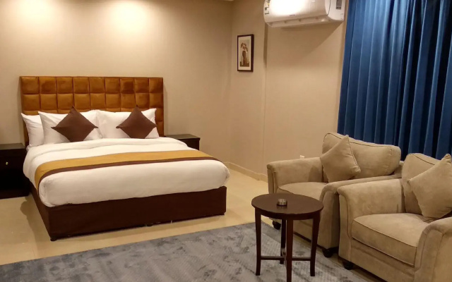 Yan Apartments Hotel