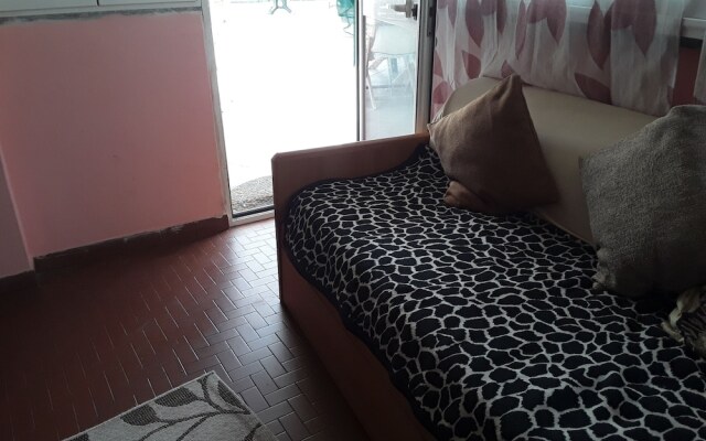 Room in Guest Room - Valle Degli Ulivi - Liguria, Italia