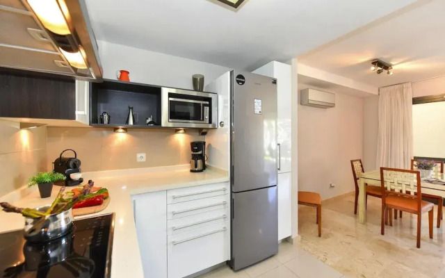 Luxurious Holiday Home With Pool in Maspalomas