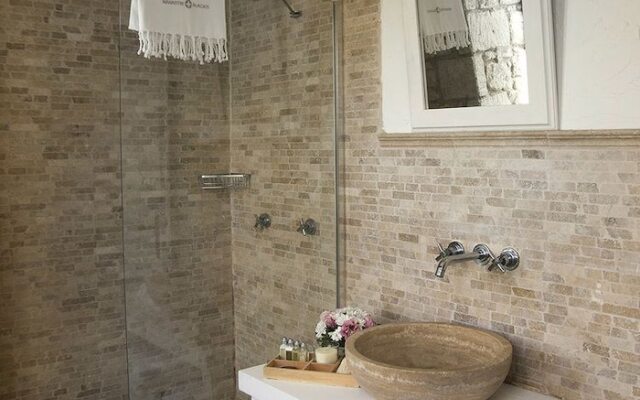 Manastir Alacati Hotel