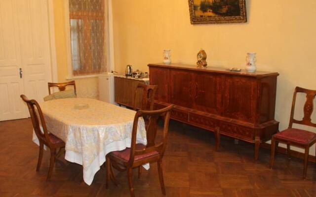 Guest House Rustaveli 38