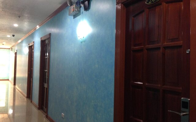 C & L Suites Inn