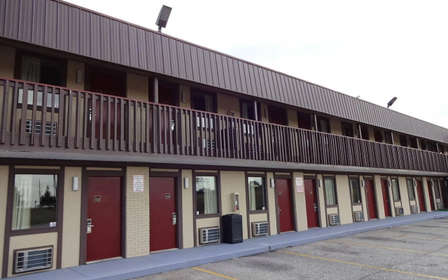Red Roof Inn Indianapolis - Castleton