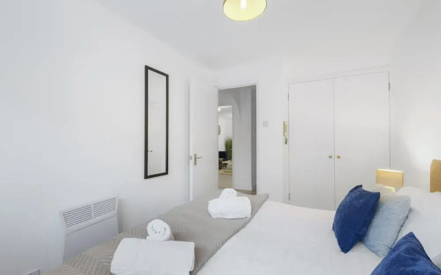 Charming 2 Bed 1Bath Apt -Transom Square