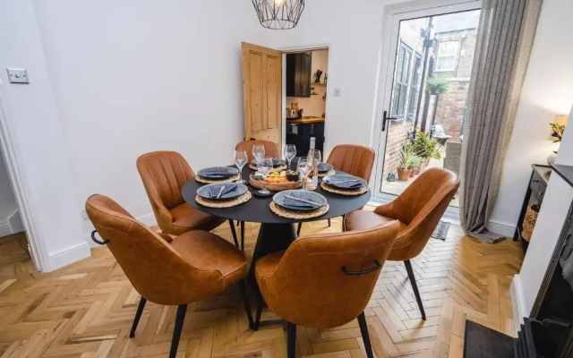 Best Stays York - Bishy Road Abode