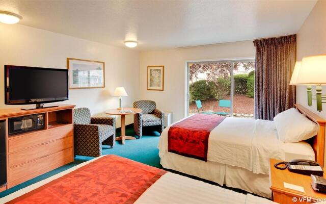 Windmill Inn of Roseburg