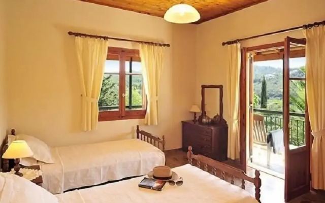 Cochelli Apartments